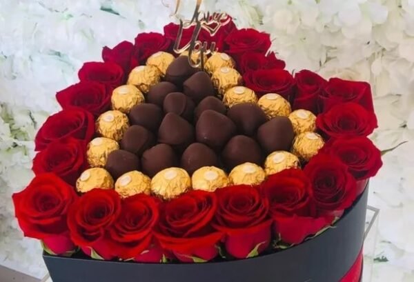 Large Heart Natural Roses, Strawberry and Chocolate/ONLY IN VANCOUVER